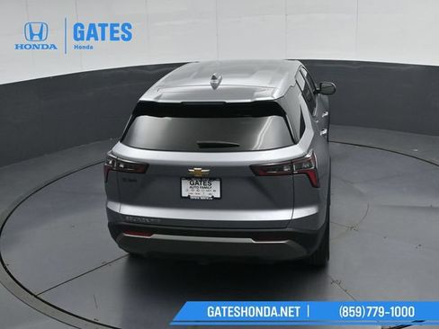 Used 2025 Chevrolet Equinox LT AWD/4WD image 44