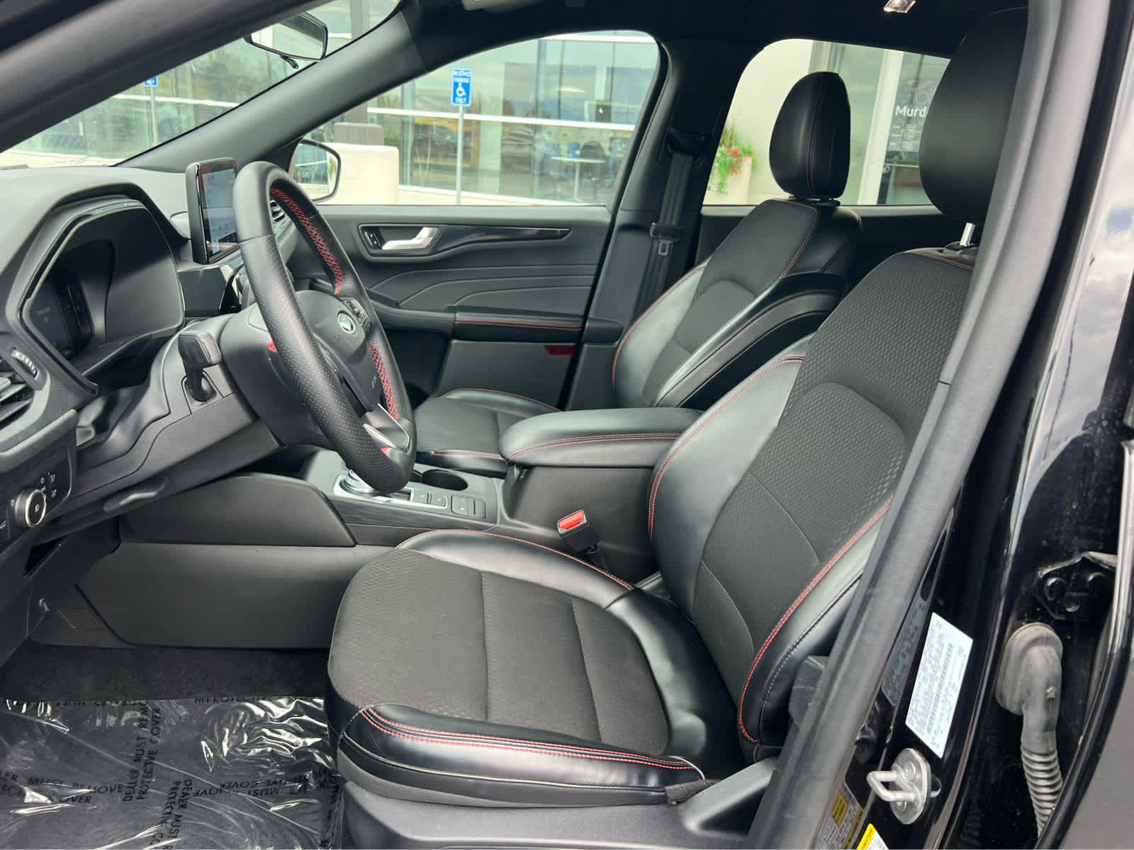 Used 2025 Ford Escape ST-Line Select AWD/4WD image 27