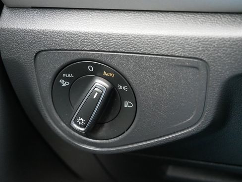 Used 2021 Volkswagen Atlas SEL Premium image 26