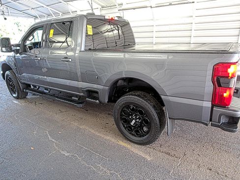 Used 2024 Ford F250 XLT w/ Black Appearance Package AWD/4WD image 6