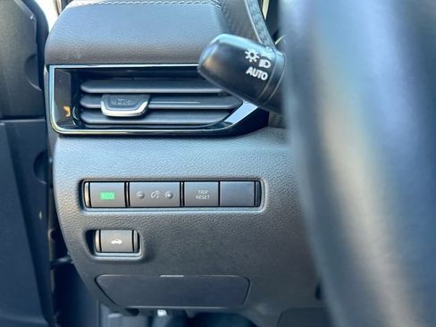 Used 2024 Nissan Sentra SV FWD image 17
