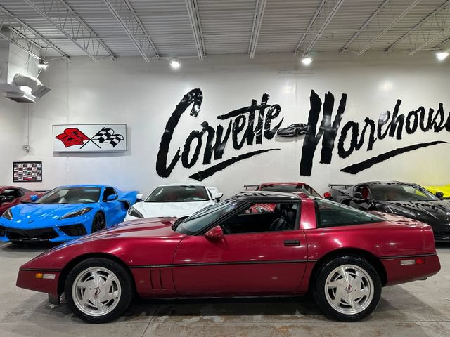 Used 1989 Chevrolet Corvette Coupe RWD image 2