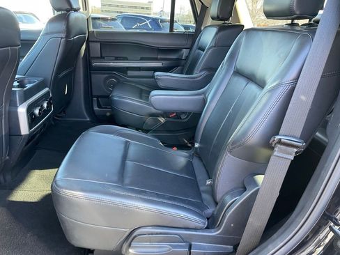 Used 2024 Ford Expedition XLT AWD/4WD image 7