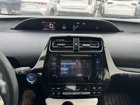 Used 2016 Toyota Prius Two image 56