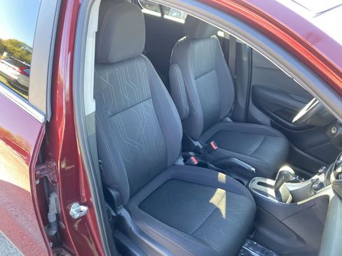 Used 2017 Chevrolet Trax LT image 18