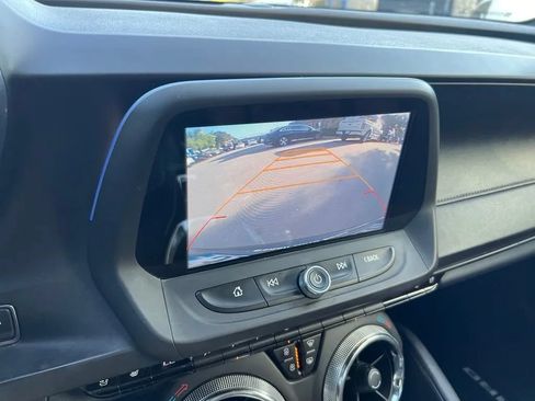 Used 2016 Chevrolet Camaro SS RWD image 36