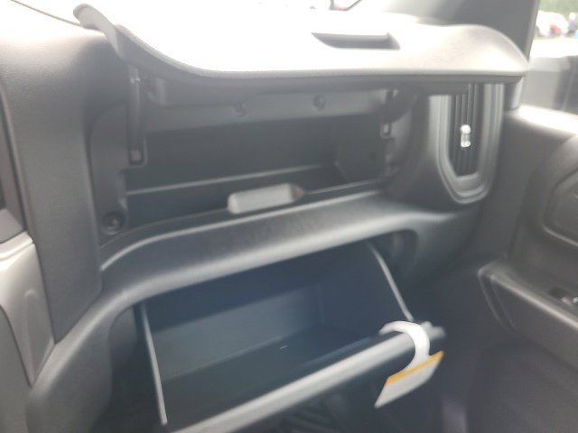New 2026 Chevrolet Silverado 2500 Custom w/ Custom Value Package AWD/4WD image 28