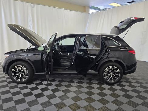 New 2025 Mercedes-Benz GLC 350e 4MATIC image 12