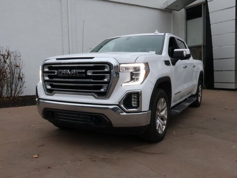 Used 2021 GMC Sierra 1500 SLT w/ SLT Premium Package image 3