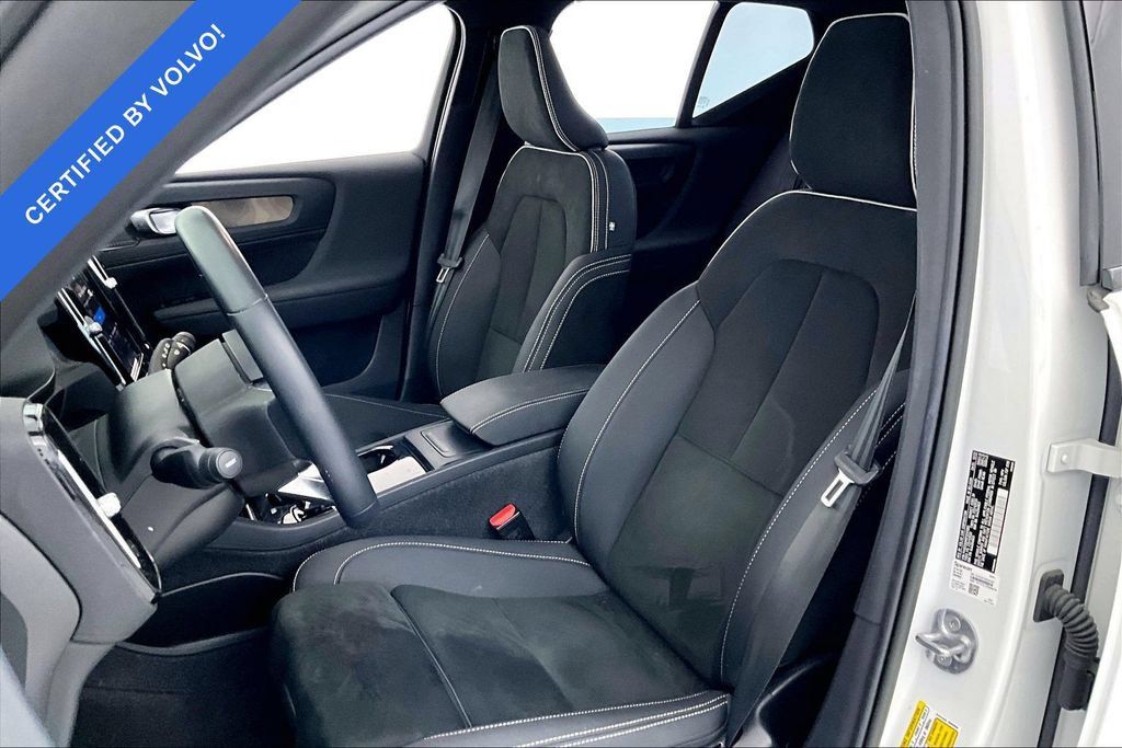 Certified 2023 Volvo XC40 Recharge Ultimate AWD/4WD image 31