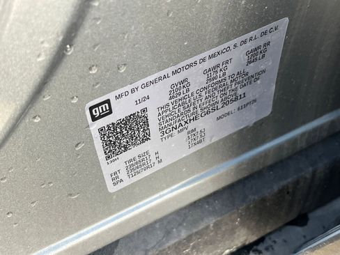 Used 2025 Chevrolet Equinox LT image 28