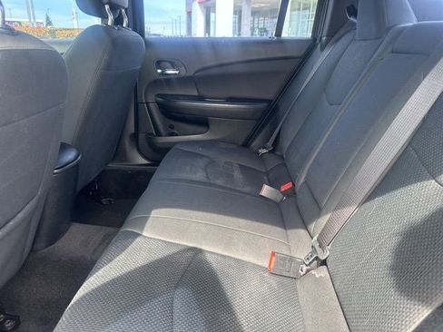 Used 2011 Chrysler 200 Touring FWD image 14