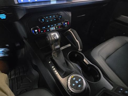 Used 2023 Ford Bronco Outer Banks AWD/4WD image 20