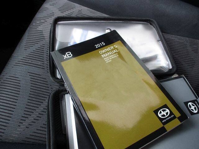 Used 2015 Scion xB FWD image 22