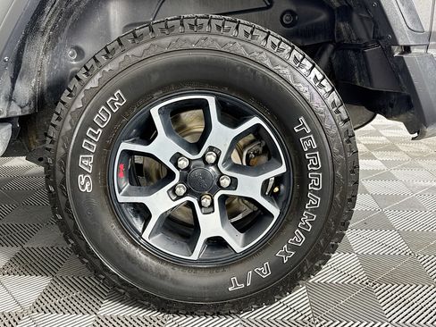 Used 2019 Jeep Wrangler Rubicon image 32