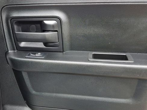 Used 2018 RAM 1500 Express image 14