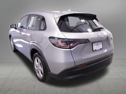 Certified 2023 Honda HR-V LX image 4