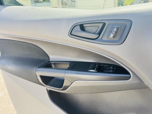 Used 2020 Ford Transit Connect XL image 16