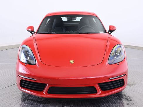 Used 2025 Porsche 718 Cayman image 10