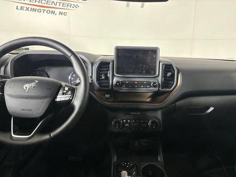 Used 2024 Ford Bronco Sport Badlands w/ Premium Package AWD/4WD image 28