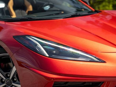 Used 2021 Chevrolet Corvette Stingray Premium Conv w/ Chrome Exterior Badge Package RWD image 8