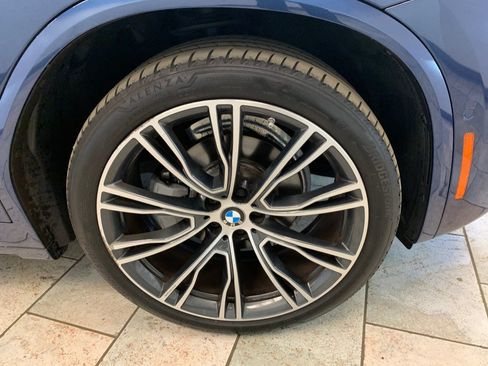 Used 2023 BMW X4 xDrive30i w/ M Sport Package AWD/4WD image 9
