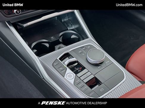 Used 2025 BMW 330i Sedan w/ Convenience Package RWD image 17