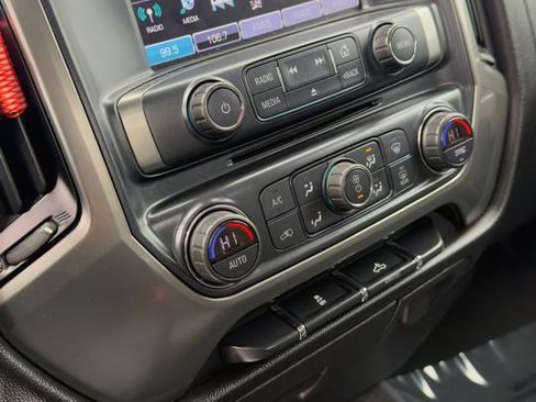 Used 2019 Chevrolet Silverado 1500 LT w/ All Star Edition AWD/4WD image 22