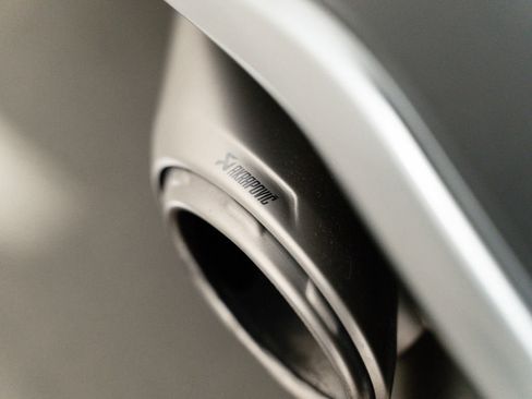 Used 2020 Lamborghini Urus image 8