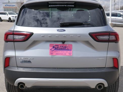 Used 2024 Ford Escape Active AWD/4WD image 9
