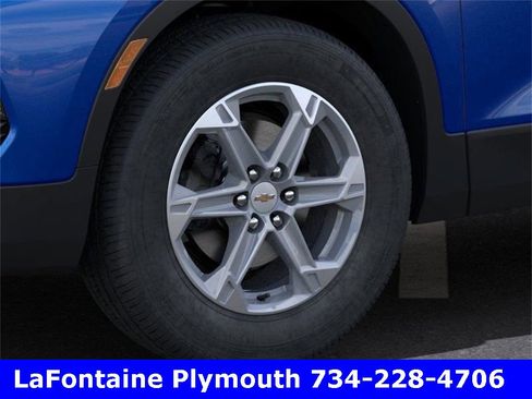 New 2025 Chevrolet Blazer LT w/ Convenience Package image 9