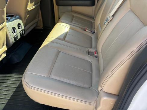 Used 2014 Ford F150 Lariat w/ Lariat Chrome Package image 13