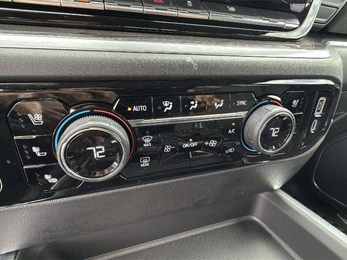 Used 2025 Chevrolet Silverado 3500 LTZ w/ LTZ Plus Package image 25