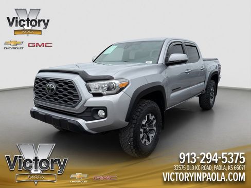 Used 2020 Toyota Tacoma TRD Off-Road AWD/4WD image 1