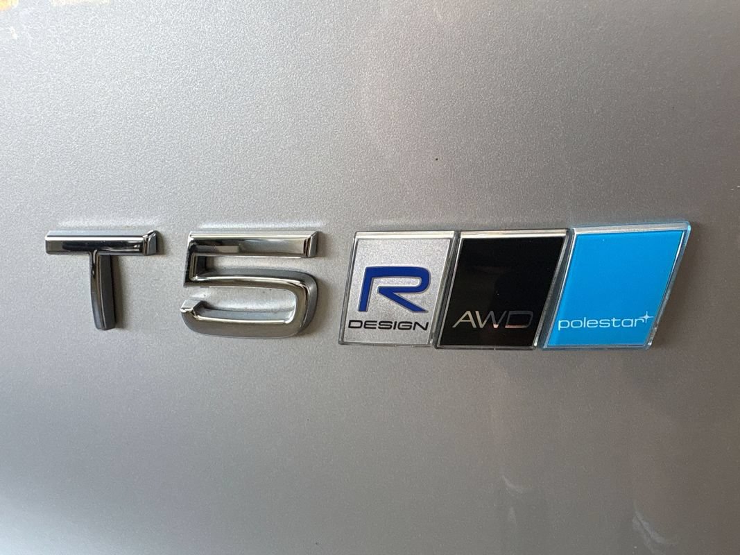 Used 2019 Volvo XC40 T5 R-Design AWD/4WD image 27