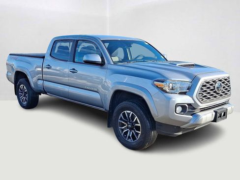 Certified 2021 Toyota Tacoma TRD Sport image 5