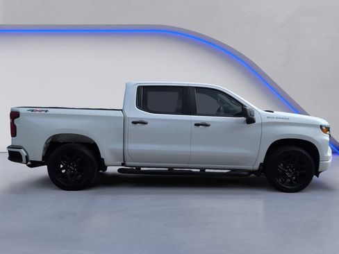 Used 2023 Chevrolet Silverado 1500 Custom AWD/4WD image 12