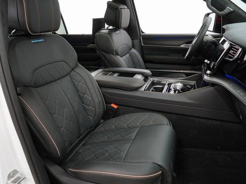 New 2025 Jeep Grand Wagoneer Series III w/ Rear Seat Video Group 1 image 41