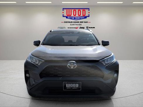 Used 2020 Toyota RAV4 XLE w/ Convenience Package image 8