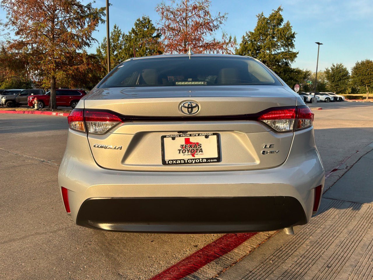Used 2026 Toyota Corolla LE FWD image 7