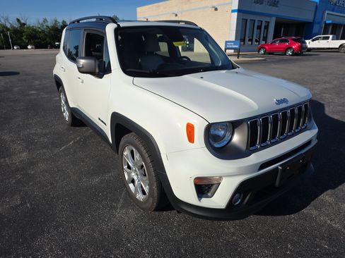 Used 2020 Jeep Renegade Limited w/ Safety and Security Group FWD image 2
