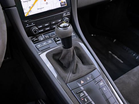 Used 2018 Porsche 911 GT3 image 15