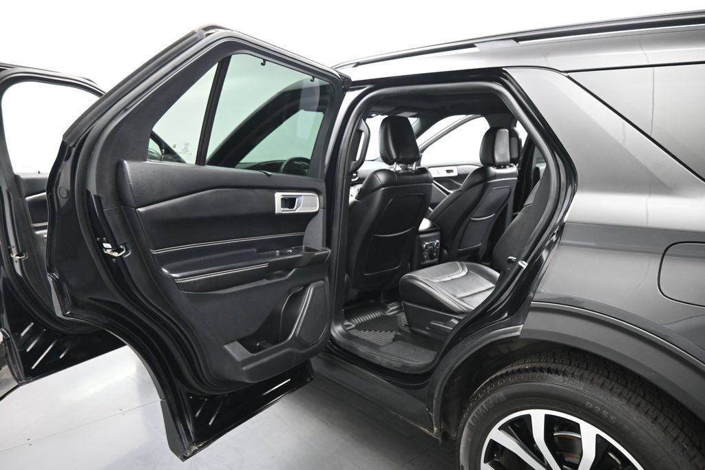 Used 2020 Ford Explorer ST AWD/4WD image 18