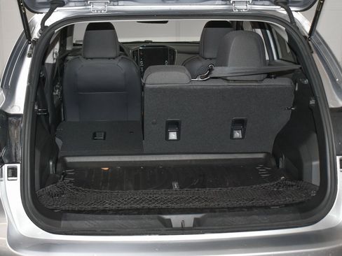 Used 2024 Subaru Crosstrek 2.0i Premium w/ Crosstrek Mirror Package image 23