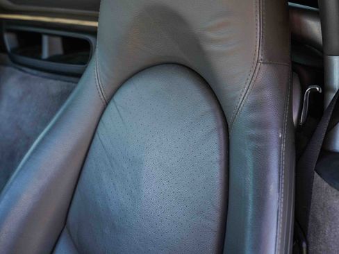 Used 2005 Porsche Boxster S image 21