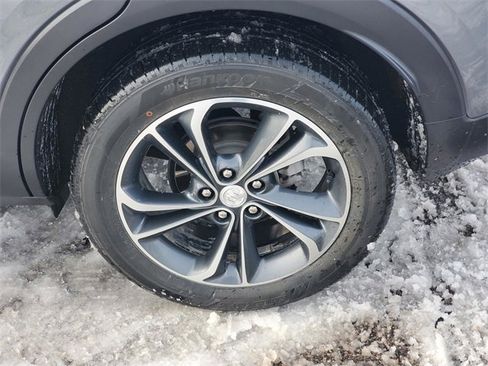 Used 2020 Buick Encore GX Essence image 7