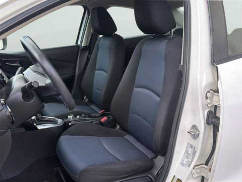 Used 2017 Toyota Yaris iA FWD image 13