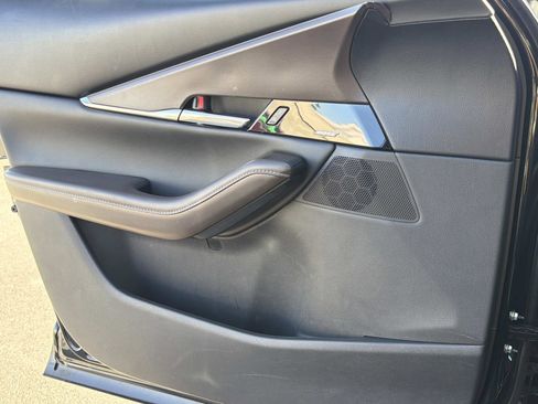 Used 2025 MAZDA CX-30 2.5 Turbo w/ Premium Plus Pkg image 18