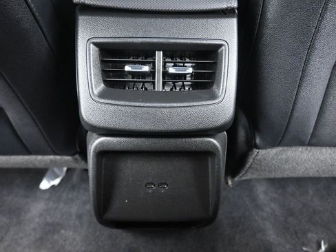 Used 2025 Chevrolet Equinox EV LT w/ Convenience Package image 30