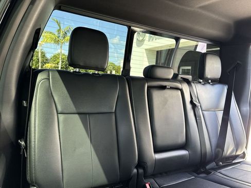Used 2022 Ford F250 Lariat w/ Black Appearance Package AWD/4WD image 47